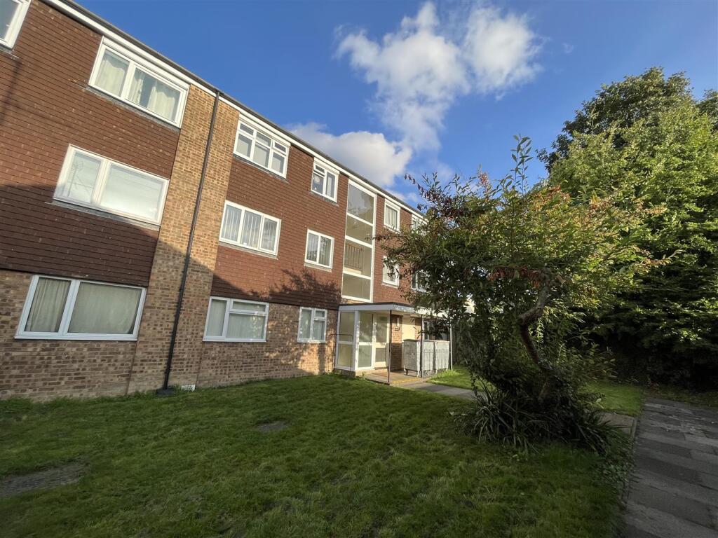 Main image of property: Fairfield Road, Dunstable