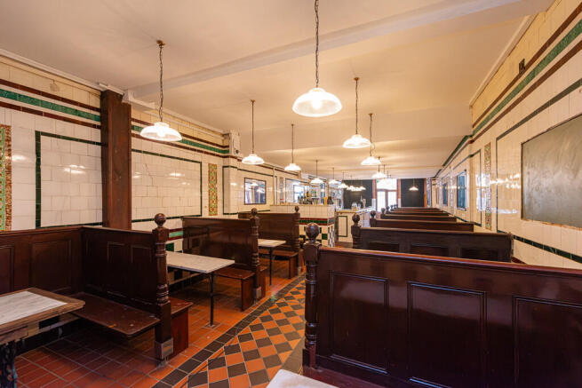 Chapel Market 74-...