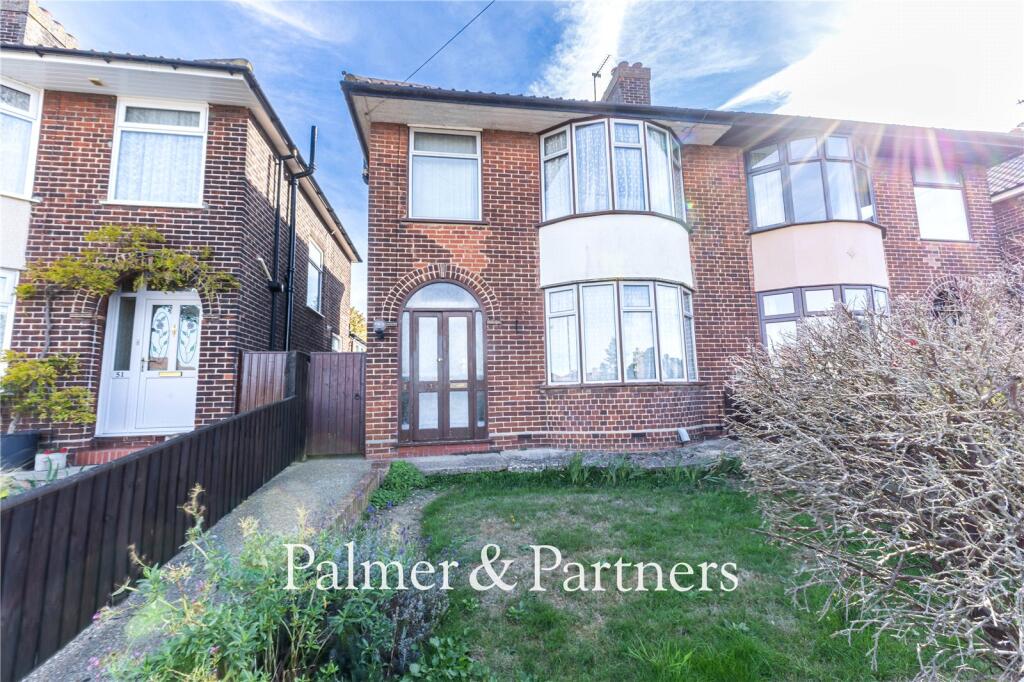 Main image of property: Dereham Avenue, Ipswich, Suffolk, IP3