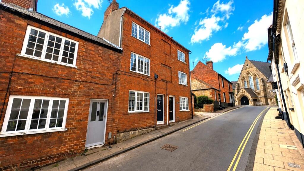 Main image of property: Well Street, Buckingham, MK18