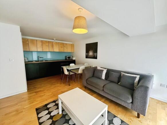 Main image of property: The Avenue, Leeds, LS9