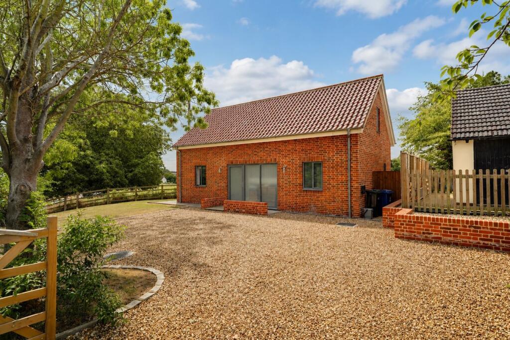 Main image of property: Loop Road, Keyston, PE28