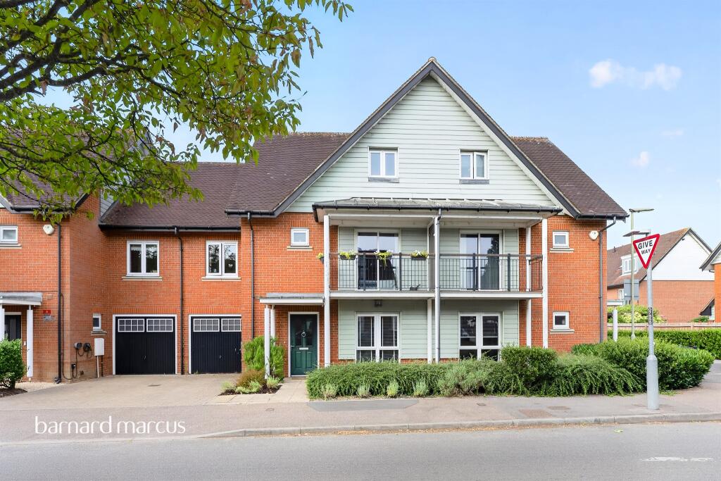 Main image of property: Holmesdale Avenue, Redhill