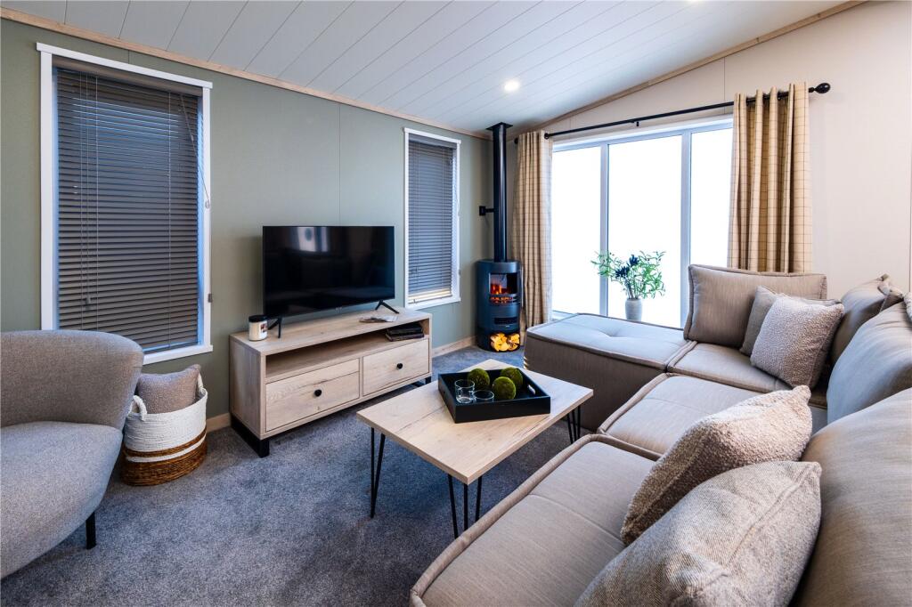 Main image of property: Goosnargh Lodge Park, Inglewhite Rd, Goosnargh, Preston, Lancashire
