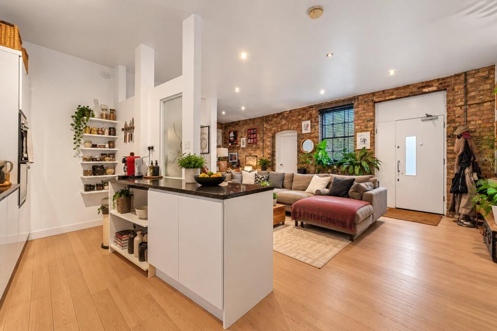 Main image of property: Cyntra Place, 201 Mare Street, Hackney, London, E8