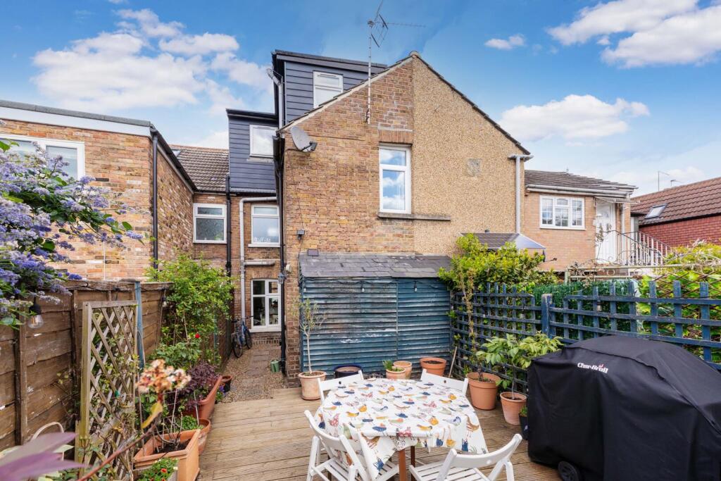Main image of property: Oak Lane, Clewer Village, Windsor, SL4