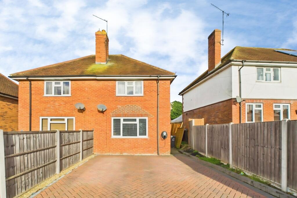 Main image of property: Hartland Road, Reading, Berkshire