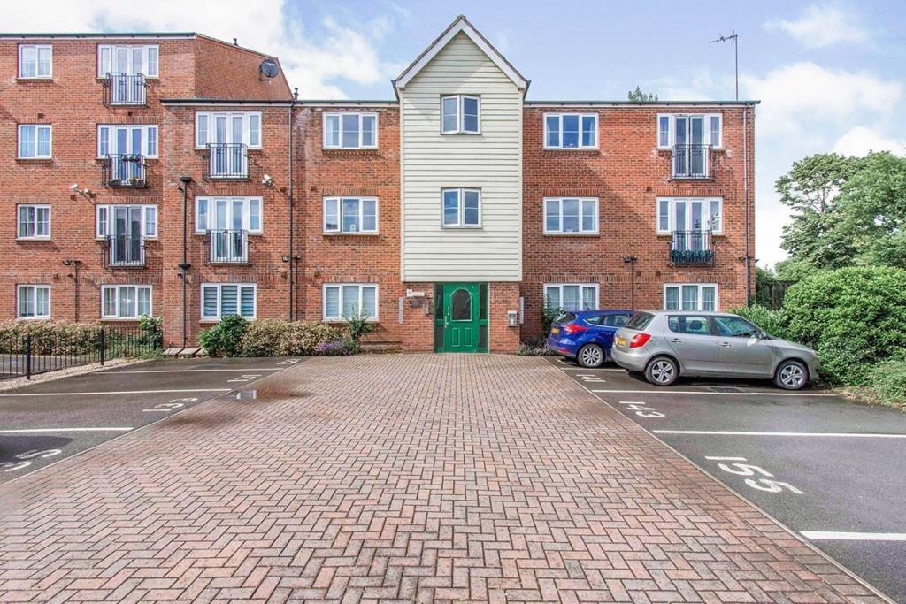 Main image of property: Mill Bridge Close Retford, DN22 6FE