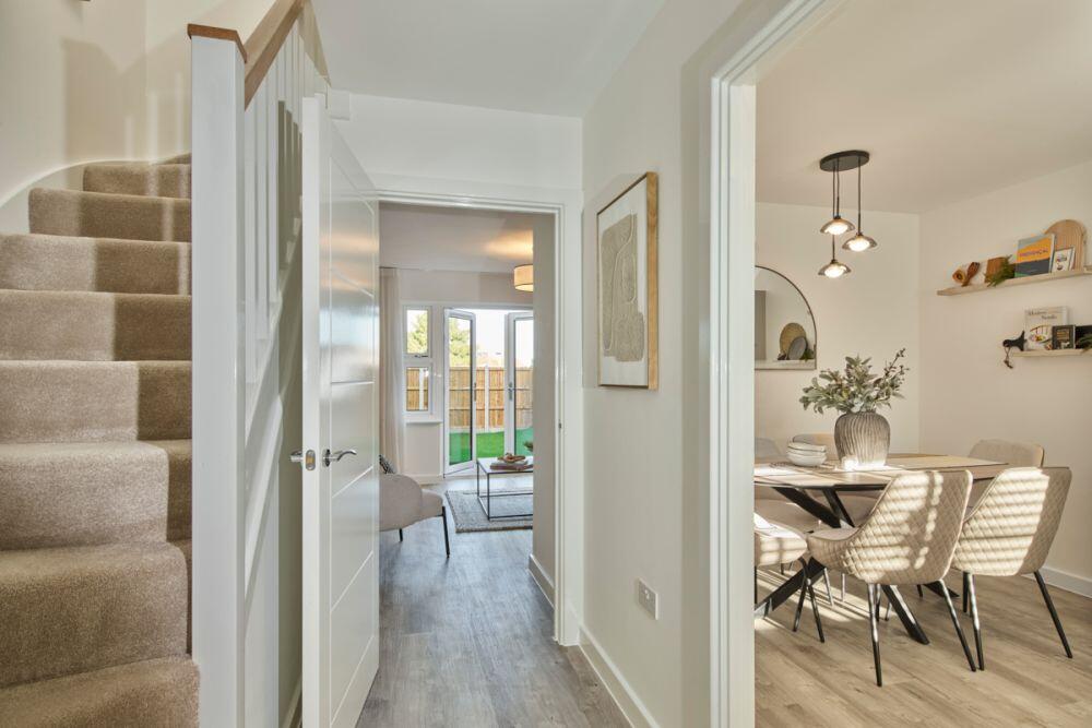 Main image of property: St Marys Grv, 
Nailsea, 
Bristol, 
BS48 4NJ
