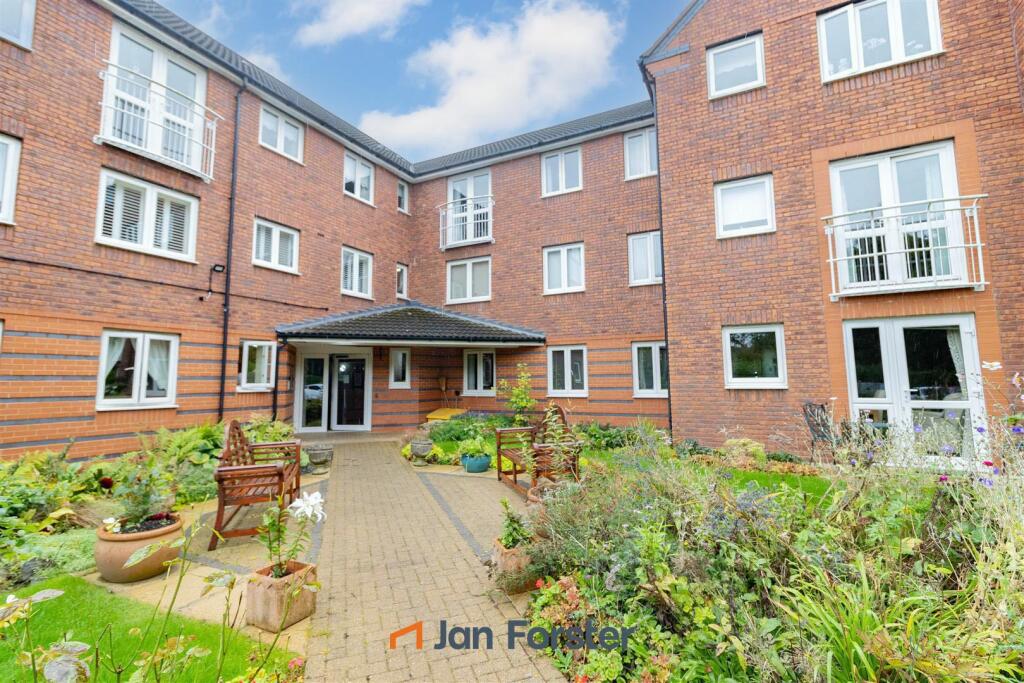 Main image of property: Highbridge, Gosforth, Newcastle Upon Tyne