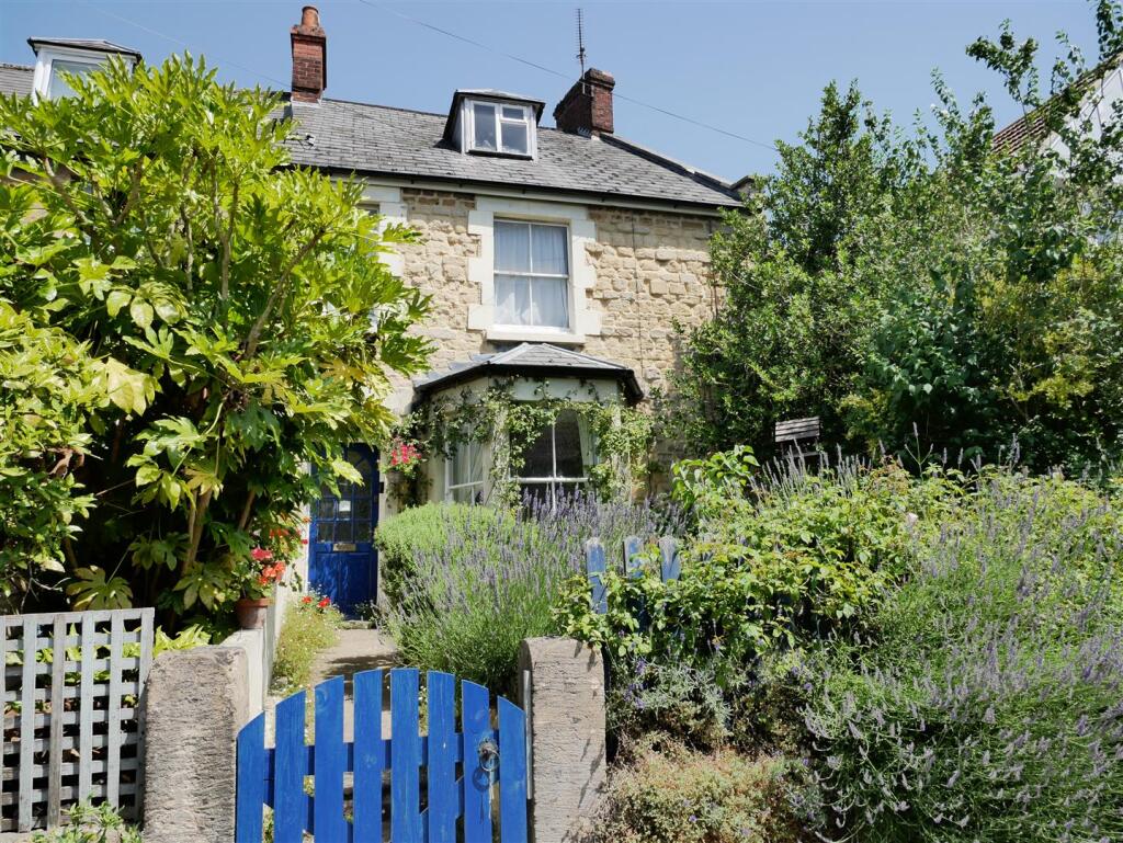Main image of property: London Road, Calne