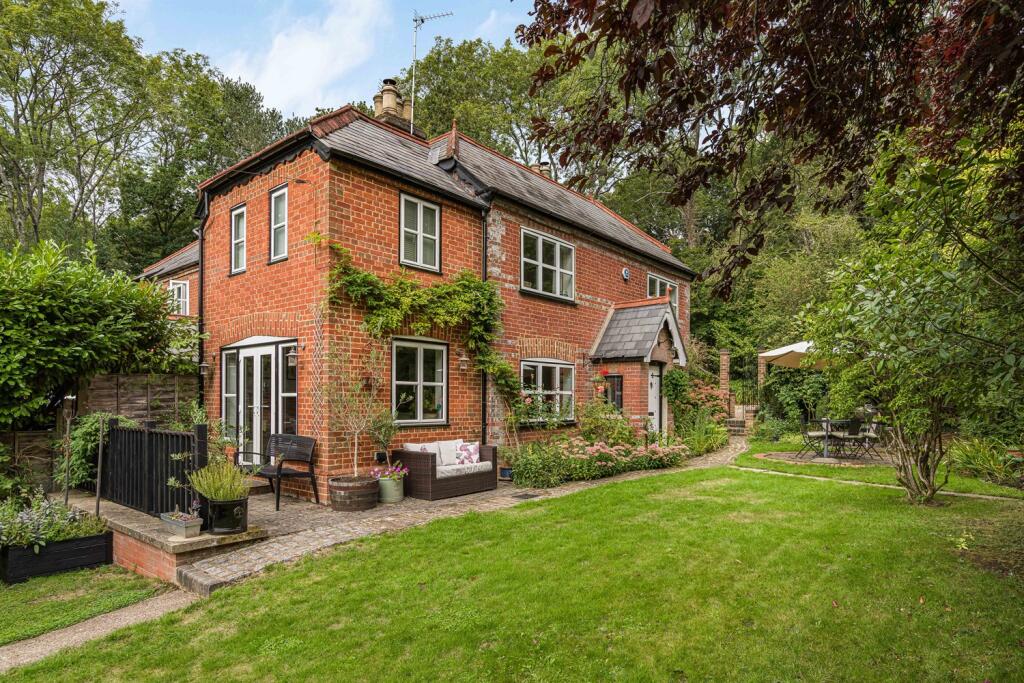 Main image of property: Frieth, Henley-on-Thames, RG9