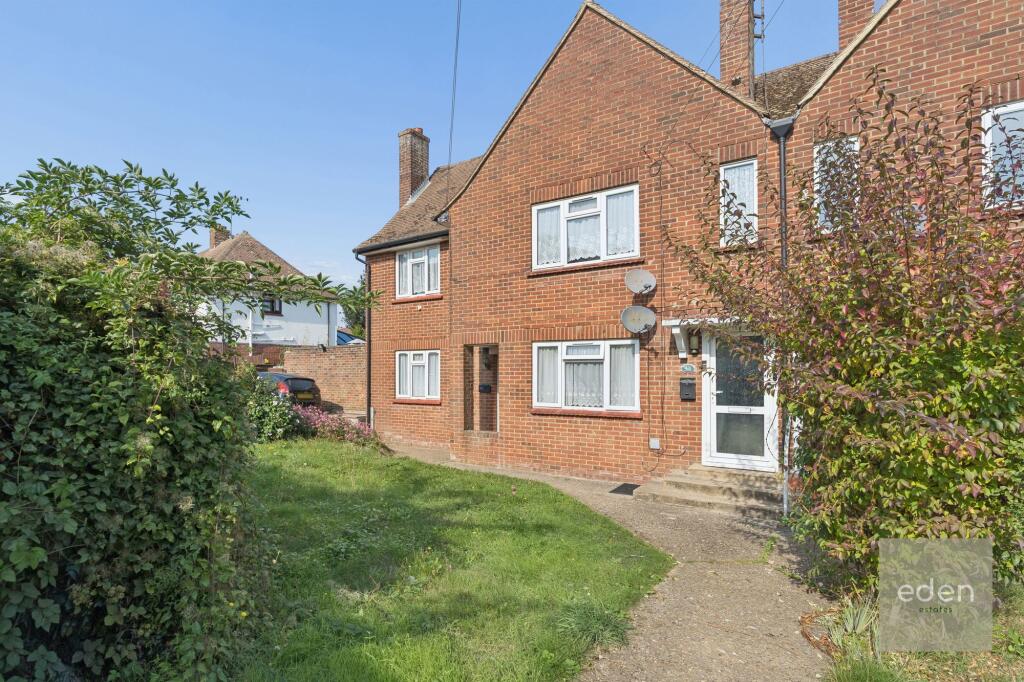 Main image of property: Bishops Close, Nettlestead, ME18