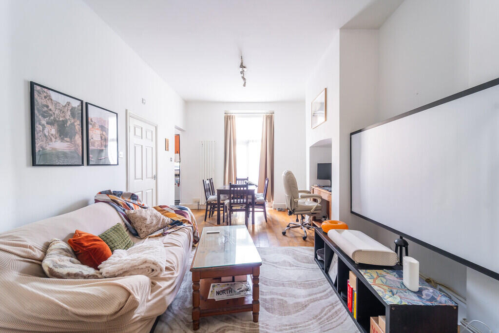 Main image of property: Brondesbury Villas, Queen's Park, London