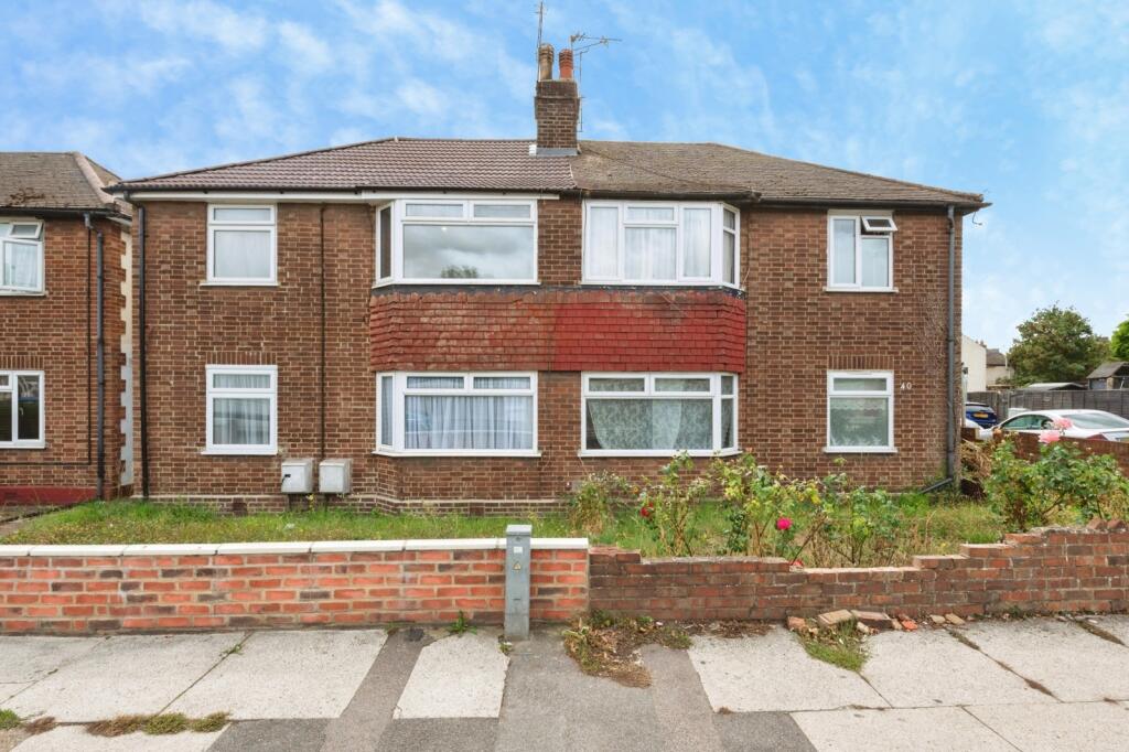 Main image of property: London Road, Northfleet, Gravesend, Kent, DA11
