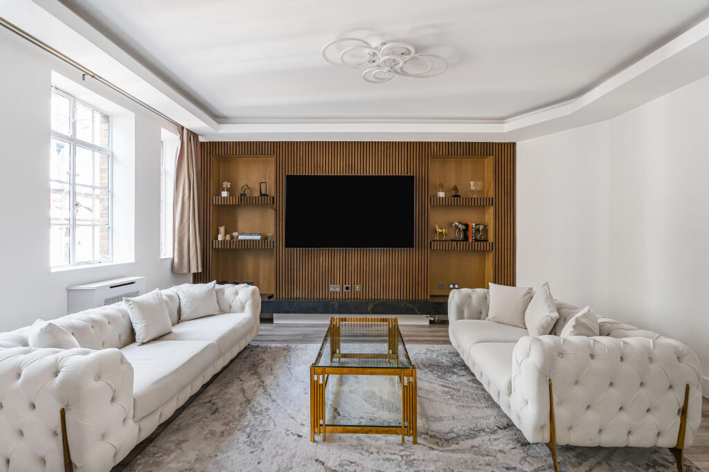 Main image of property: 12 Sloane St, London, London, London, SW1X