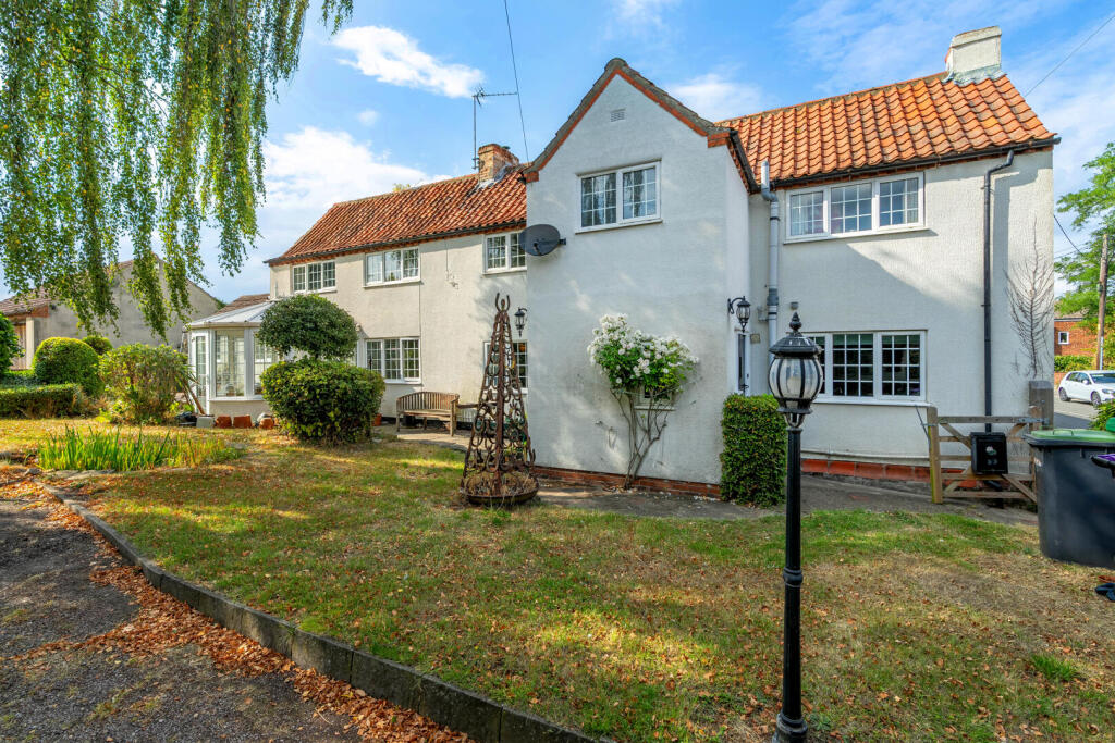 Main image of property: Maytree Cottage, Swinderby, Lincoln