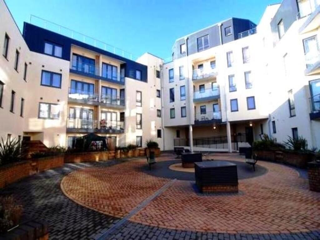 Main image of property: High Road, Willesden, London, NW10