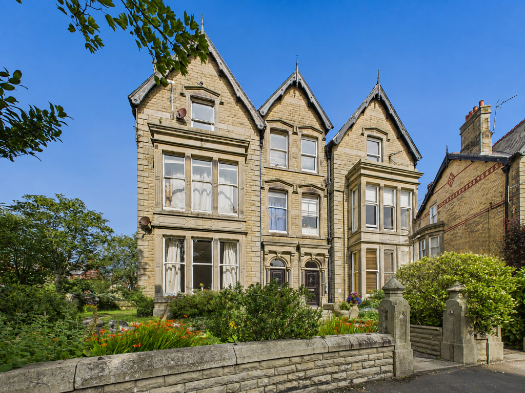 Main image of property: 4 St Georges Square, Annes, FY8