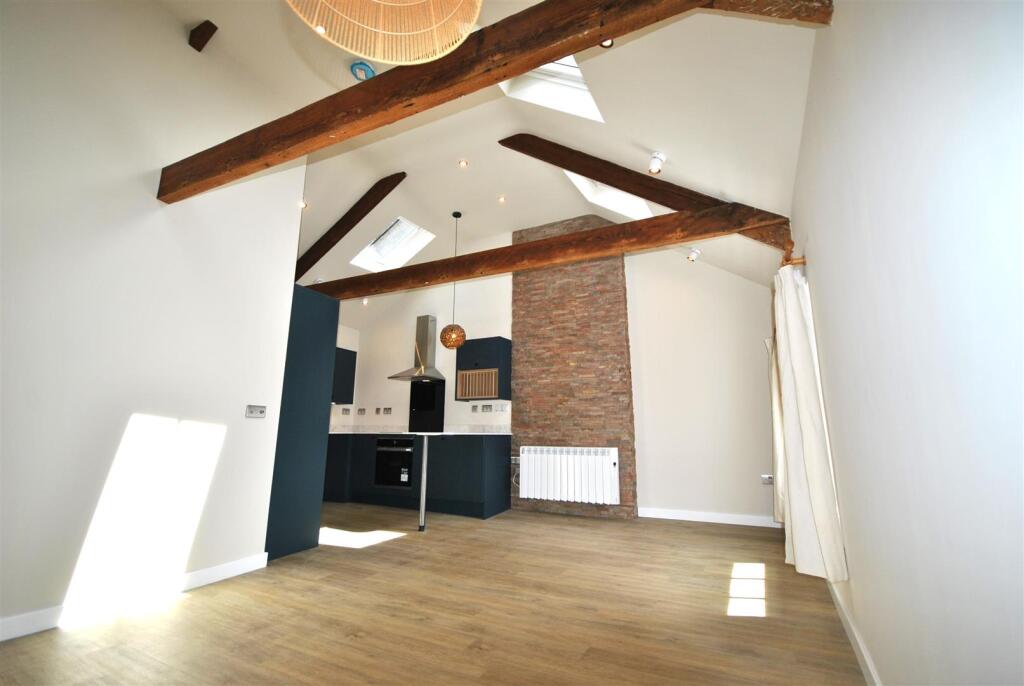 Main image of property: Wellington House, Tenby