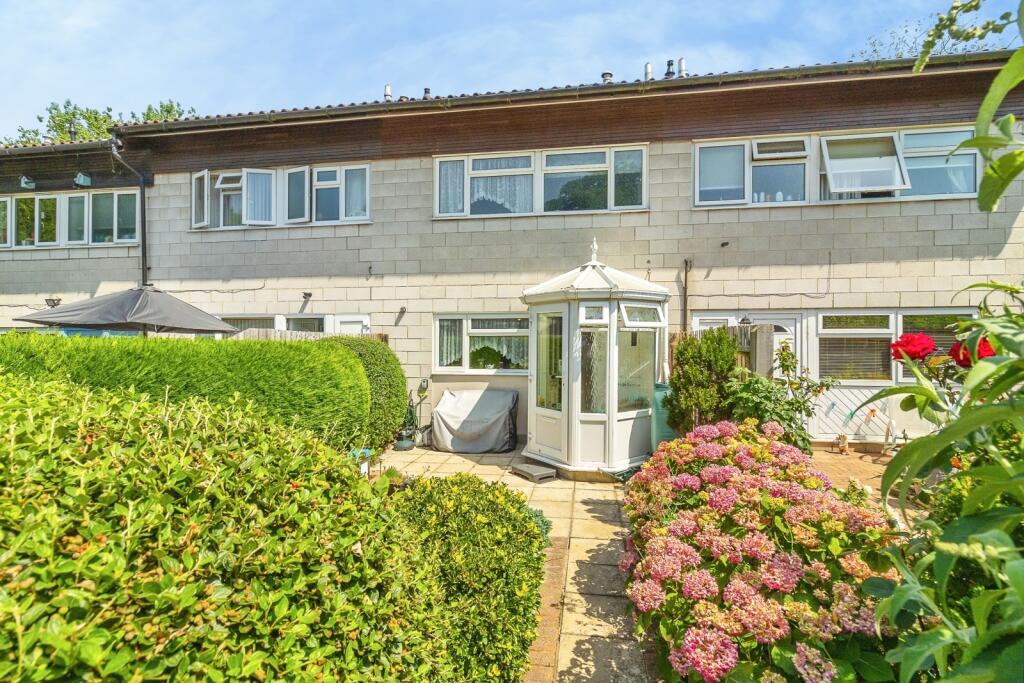 Main image of property: Daniels Welch, Coffee Hall, Milton Keynes, Buckinghamshire, MK6