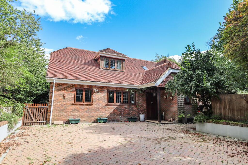 Main image of property: London Road, Battle, TN33
