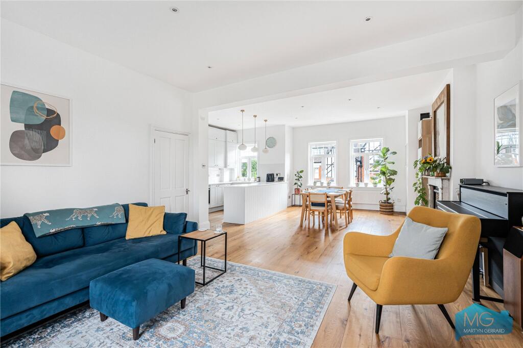 Main image of property: Onslow Gardens, Muswell Hill, London, N10