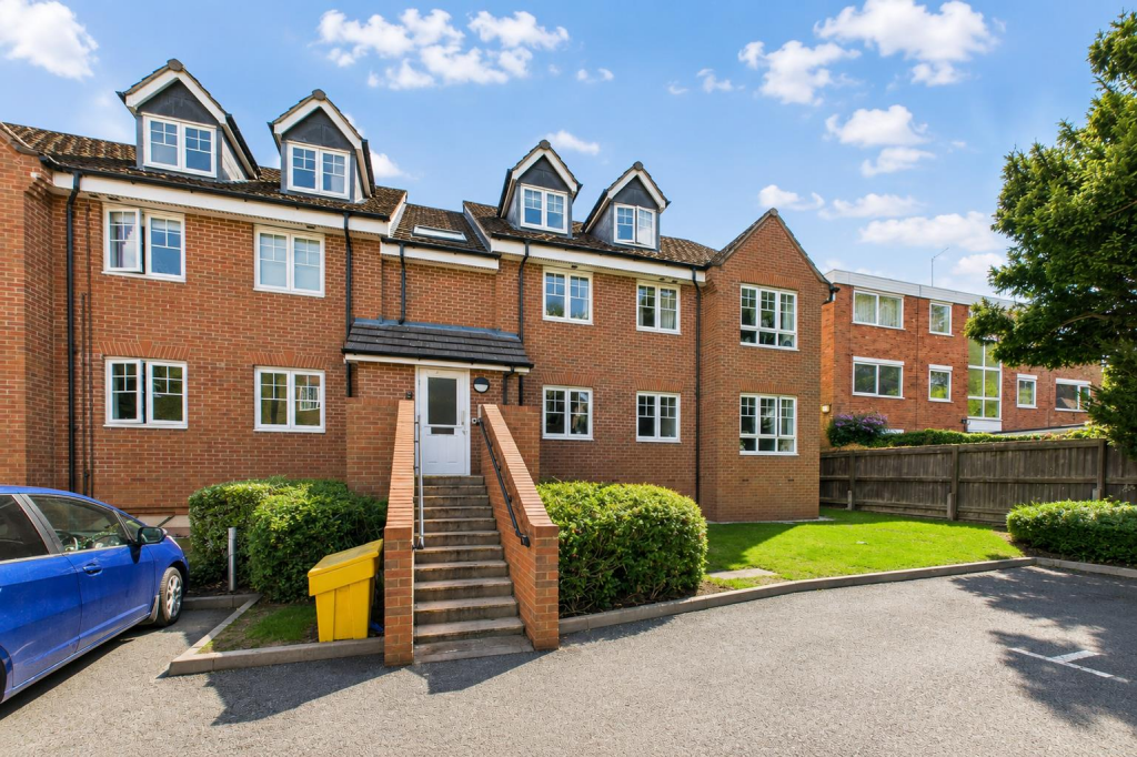 Main image of property: The Avenue, Whitley, Coventry