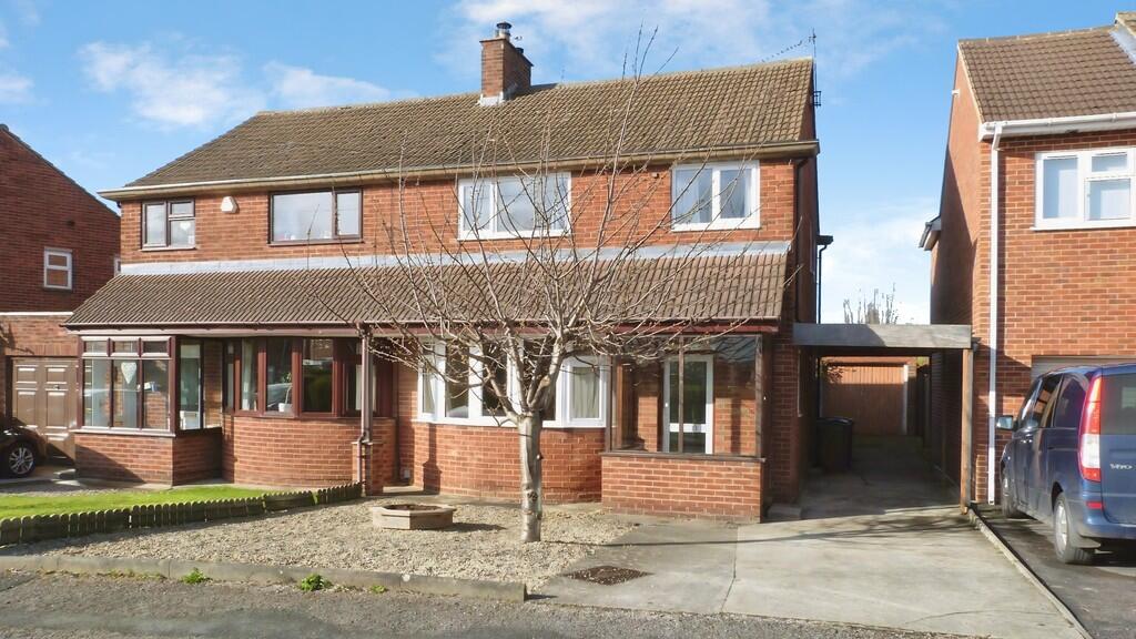Main image of property: The Hedgerow, Longlevens