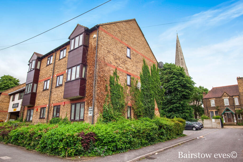Main image of property: Halstead Court, Verulam Avenue, Walthamstow, E17