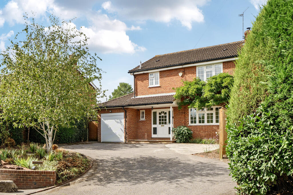 Main image of property: Ockham Road South, East Horsley, KT24