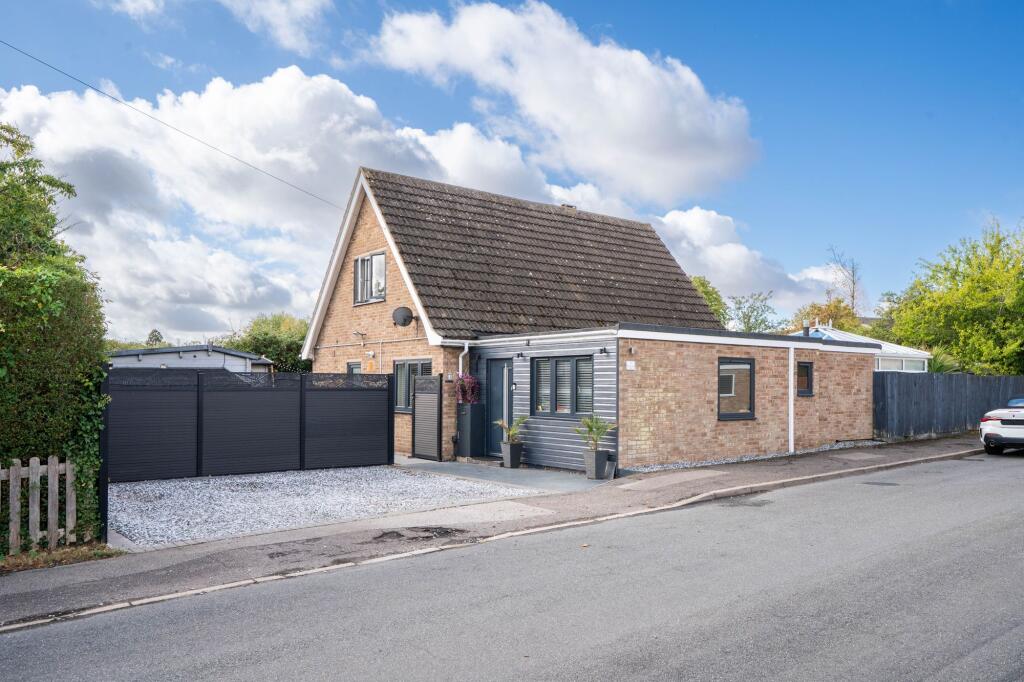 Main image of property: Greenside Close, Swavesey, CB24