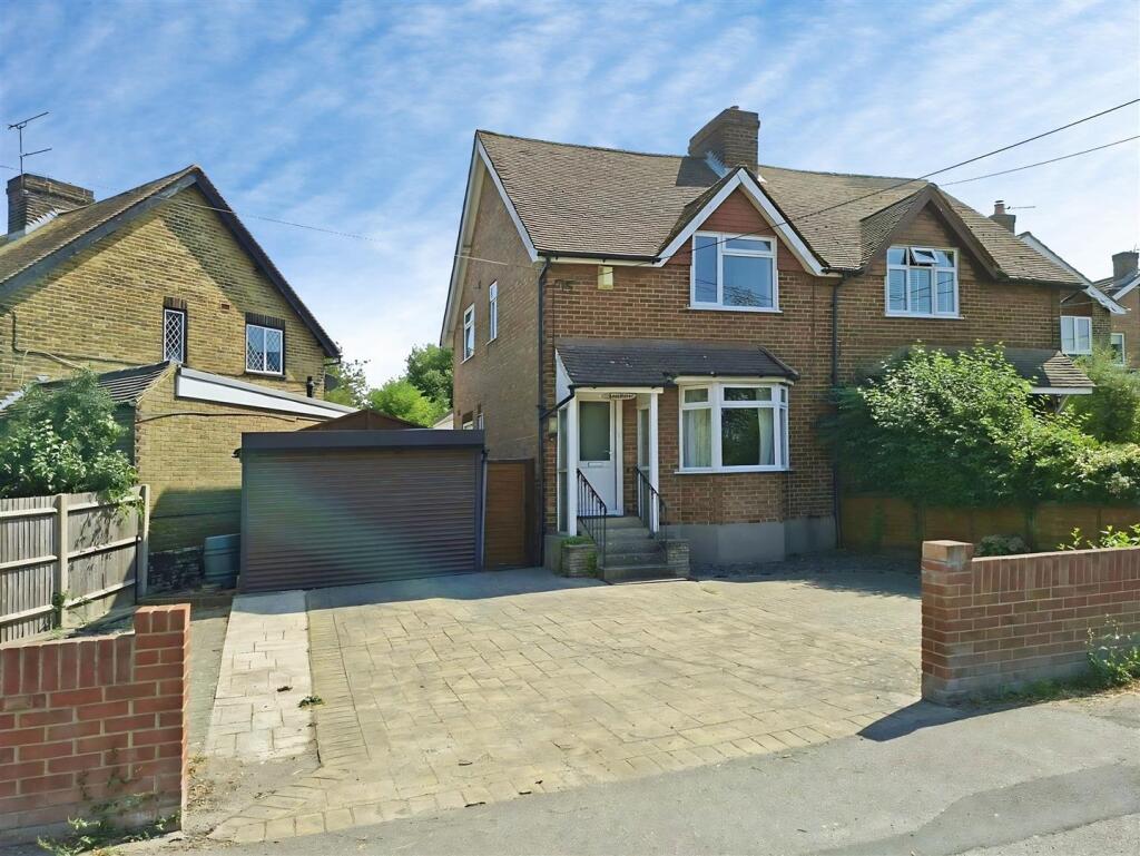 Main image of property: The Street, Bredhurst, Gillingham