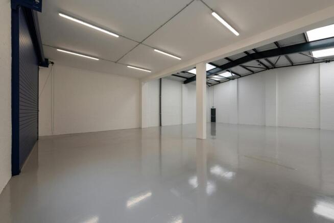Bermondsey 27 INT  July 20255.jpg