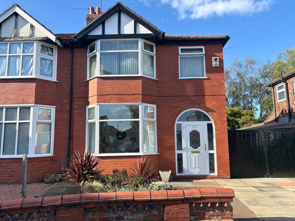 Main image of property: Railway Road, Stretford, M32