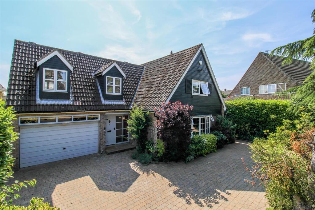 Main image of property: Rosedale Avenue, Sandal, Wakefield