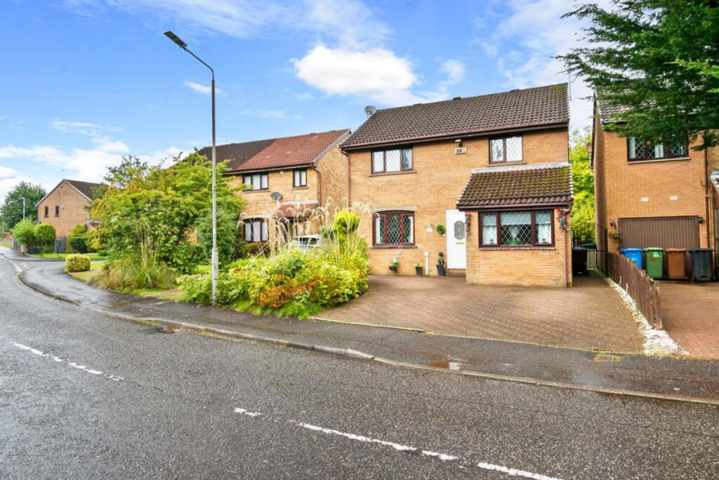 Main image of property: Raeswood Road, Crookston, G53