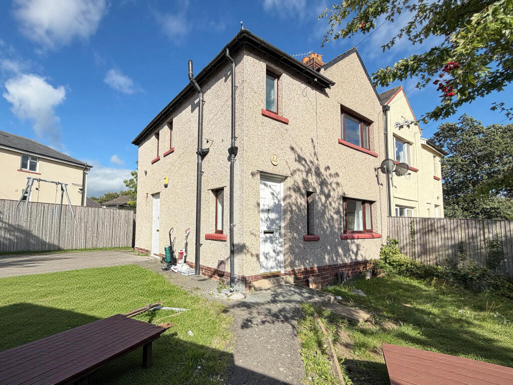 Main image of property: Farnley Lane, OTLEY