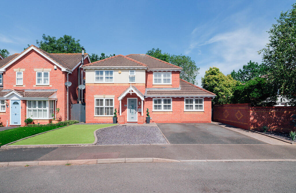 Main image of property: Swallow Place, Droitwich, Worcestershire