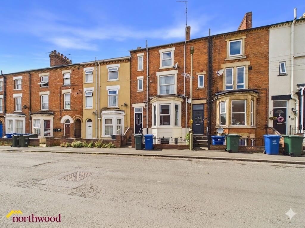 Main image of property: West Street, Banbury, OX16