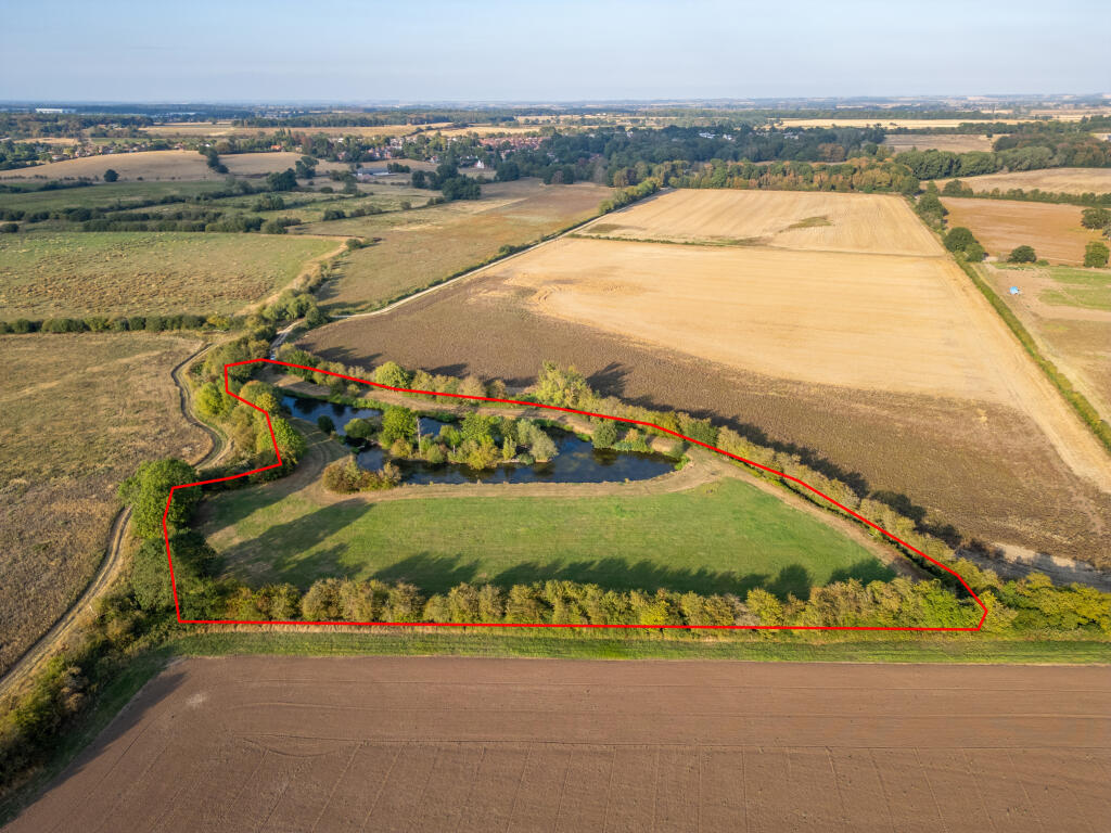 Main image of property: Approx 4.44 acres Gainsborough Road, Lea, Gainsborough DN21 5HW