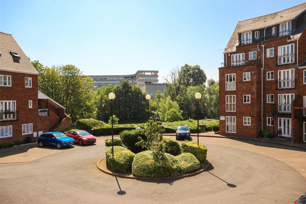 Main image of property: Sovereigns Quay, Bedford, Bedfordshire, MK40