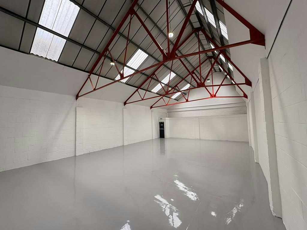 Unit 3 Acton Vale 5 Copy.jpg