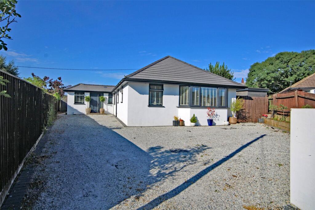 Main image of property: Kings Road, New Milton, Hampshire, BH25
