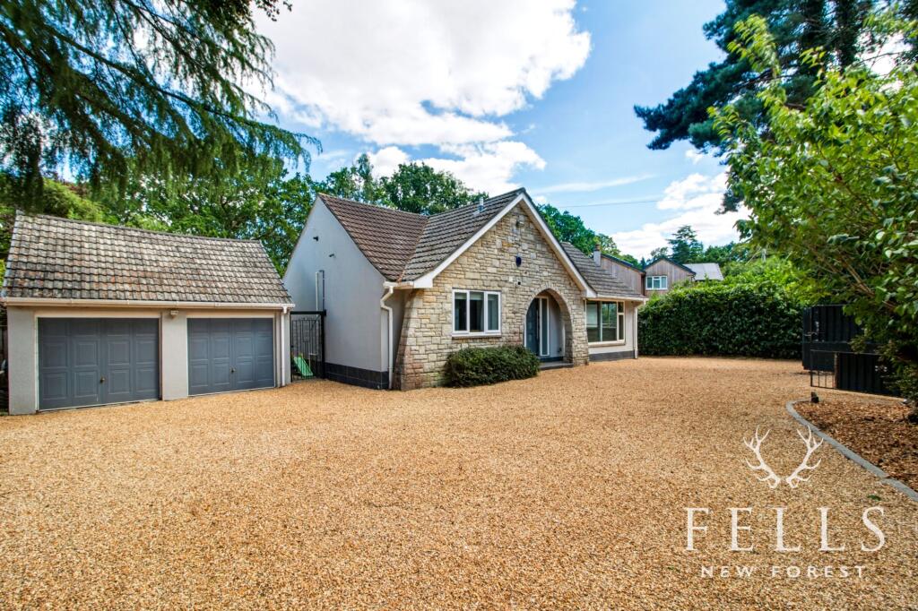 Main image of property: Hurn Lane, Ringwood, BH24