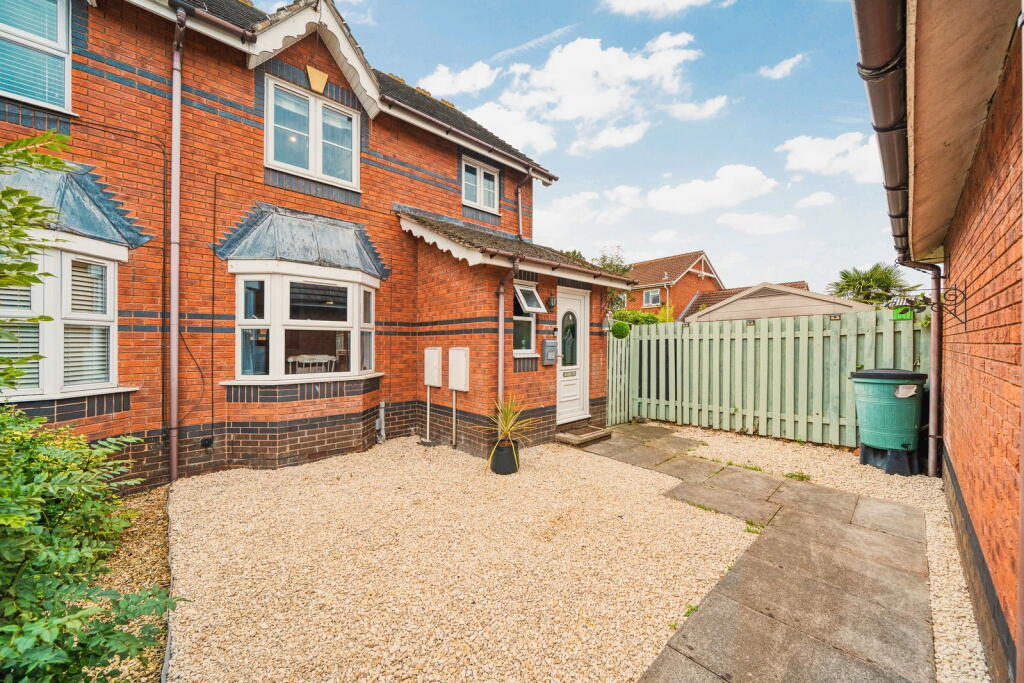 Main image of property: Heron Gardens, Portishead, North Somerset, BS20 7BN