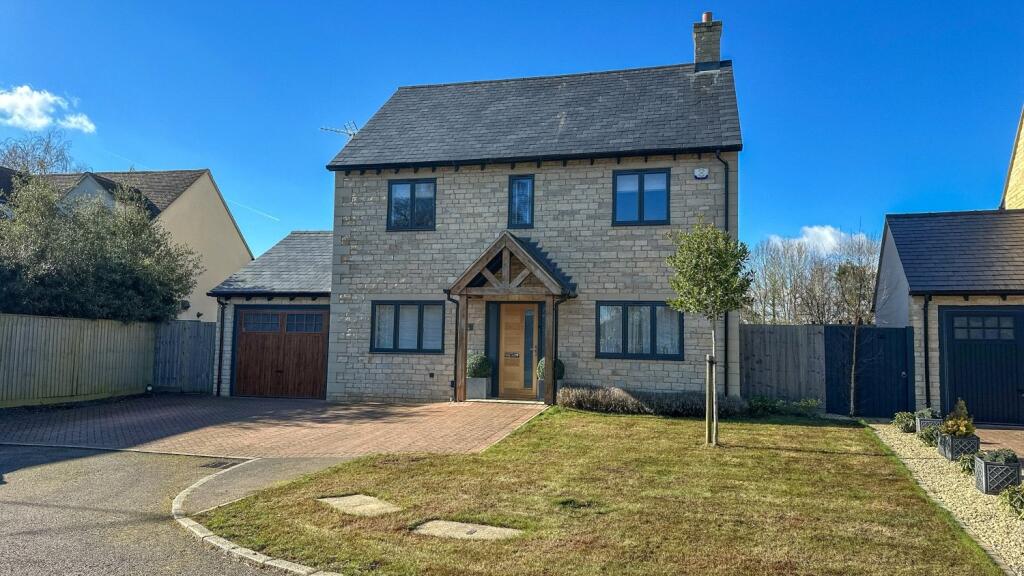 Main image of property: Heyford Road, Kirtlington, Kidlington, Oxfordshire