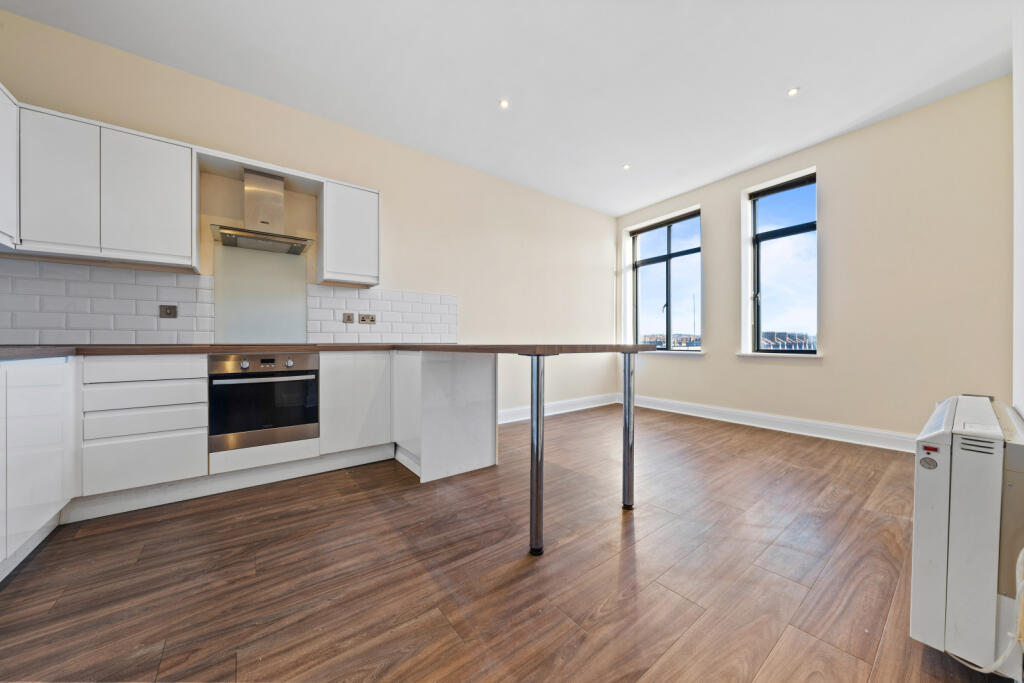 Main image of property: 1 Trinity Road, Tooting, London, SW17