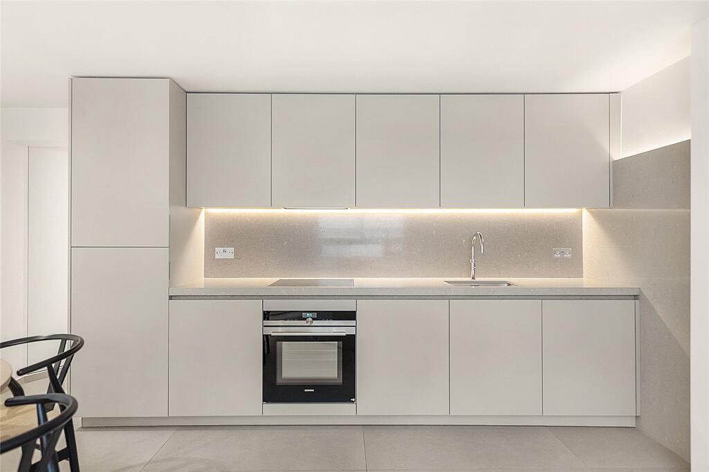 Main image of property: Chepstow Road, 
Notting Hill, W2