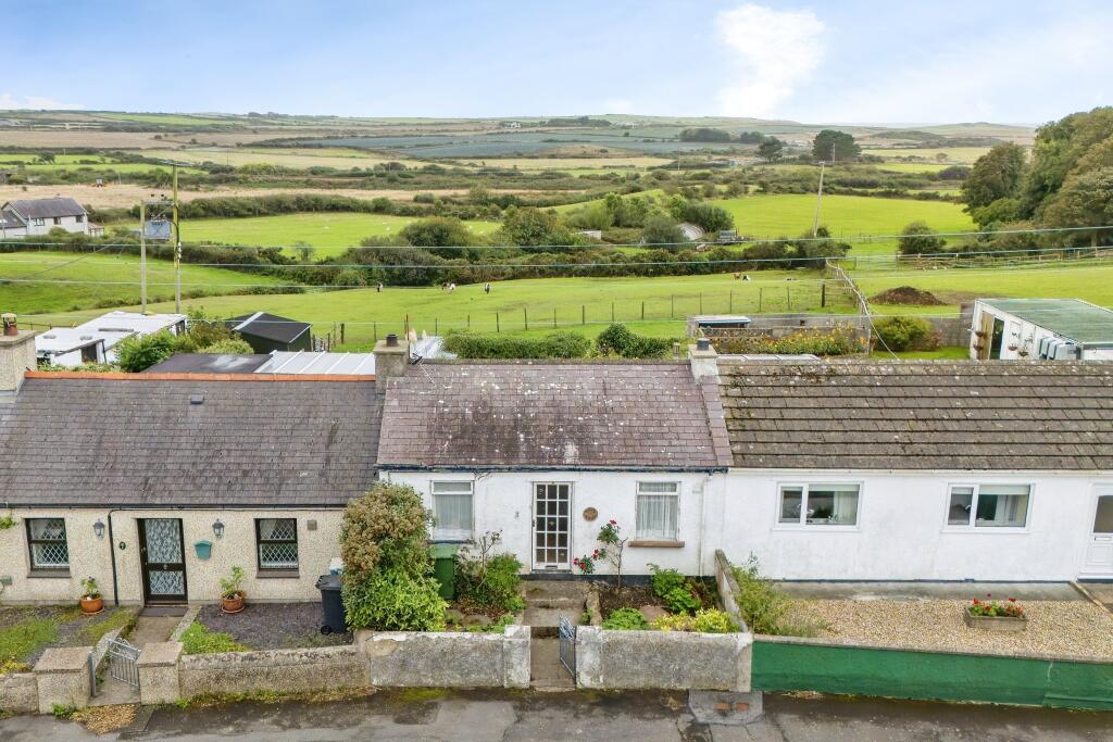 Main image of property: 3 Plas Buan, TY Croes, Anglesey LL63 5RR